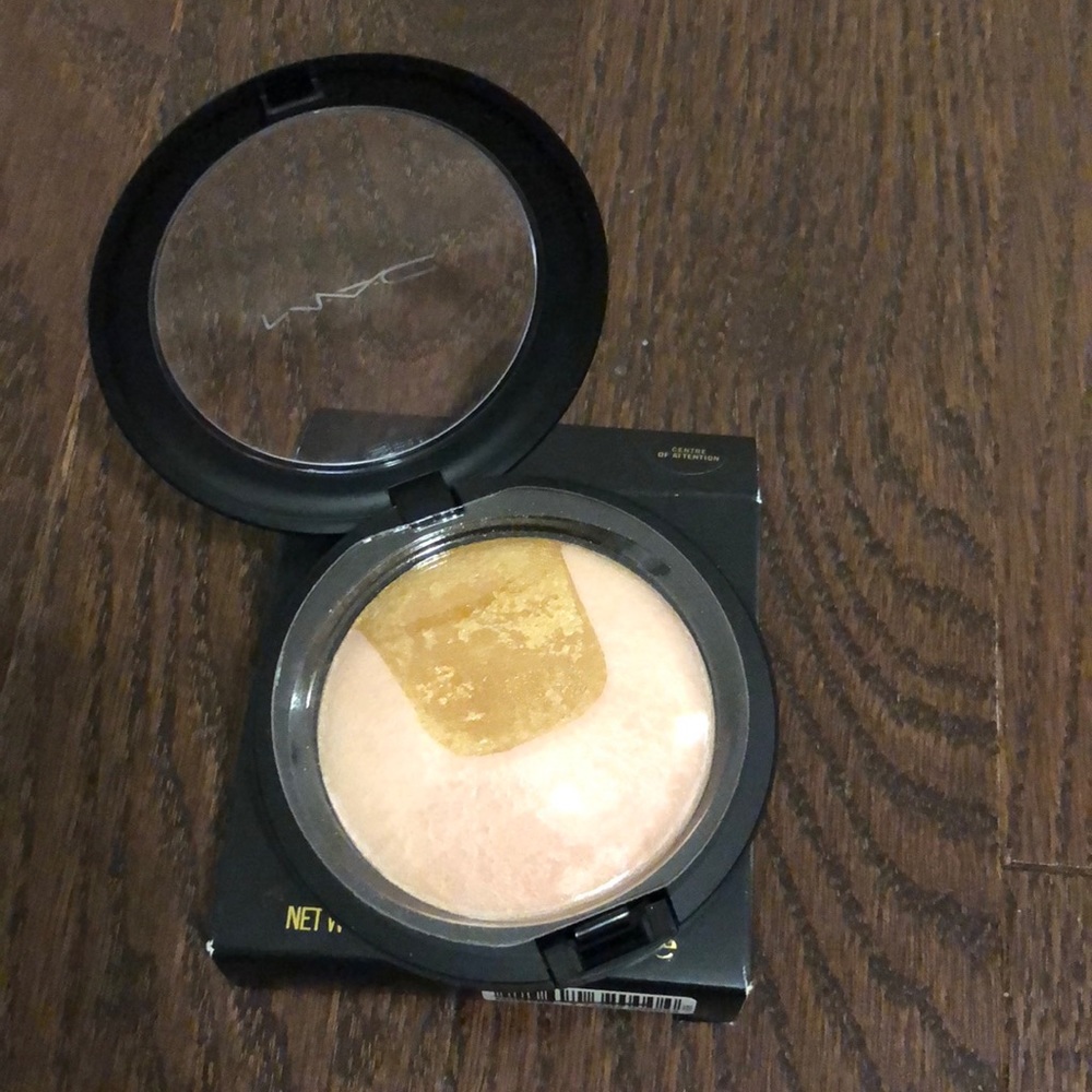 MAC skin finish